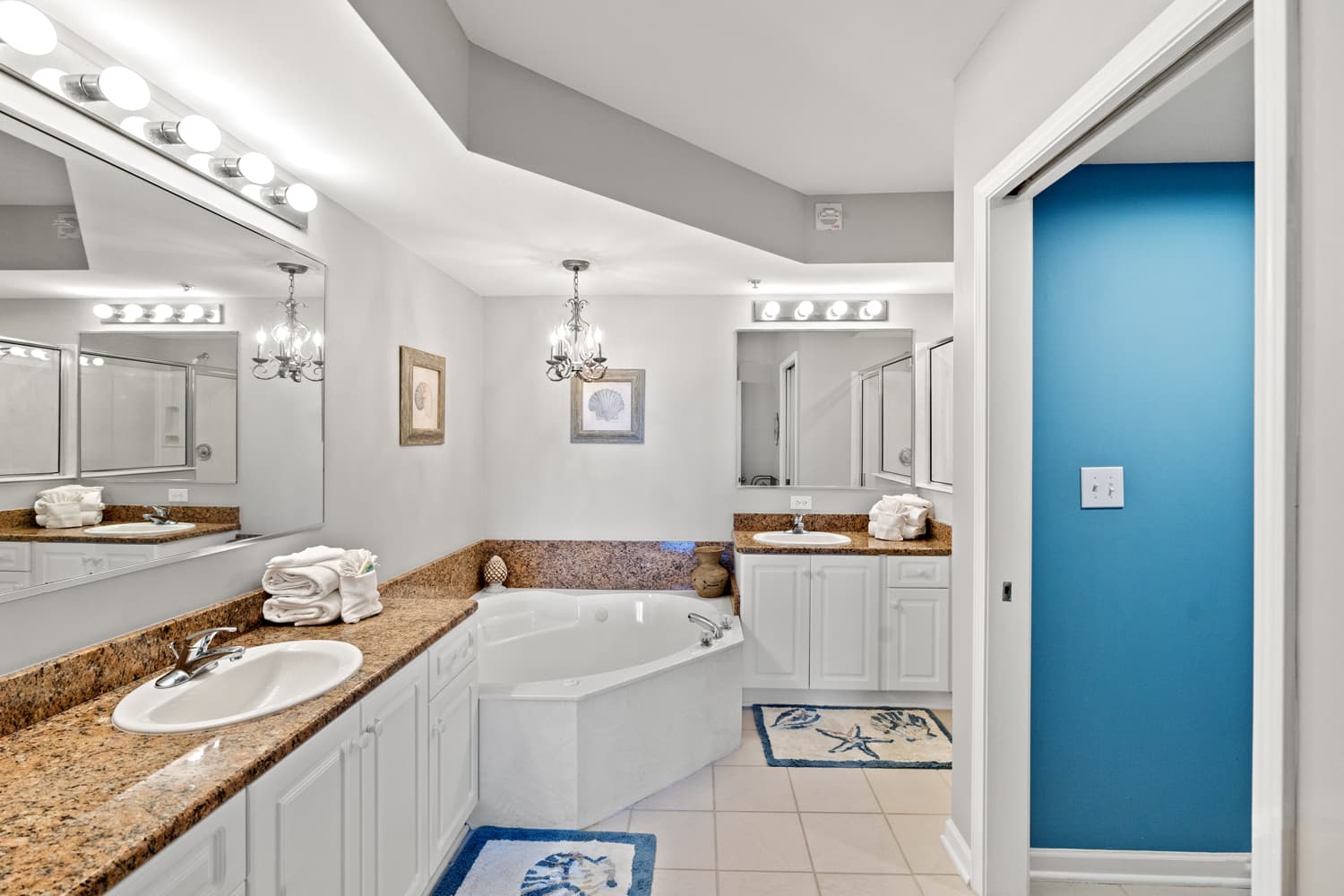 Barefoot North Tower - 504