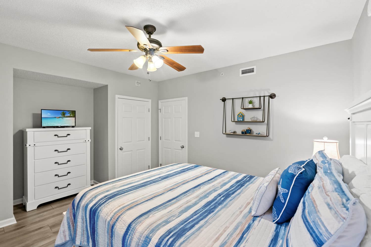 Barefoot North Tower - 504