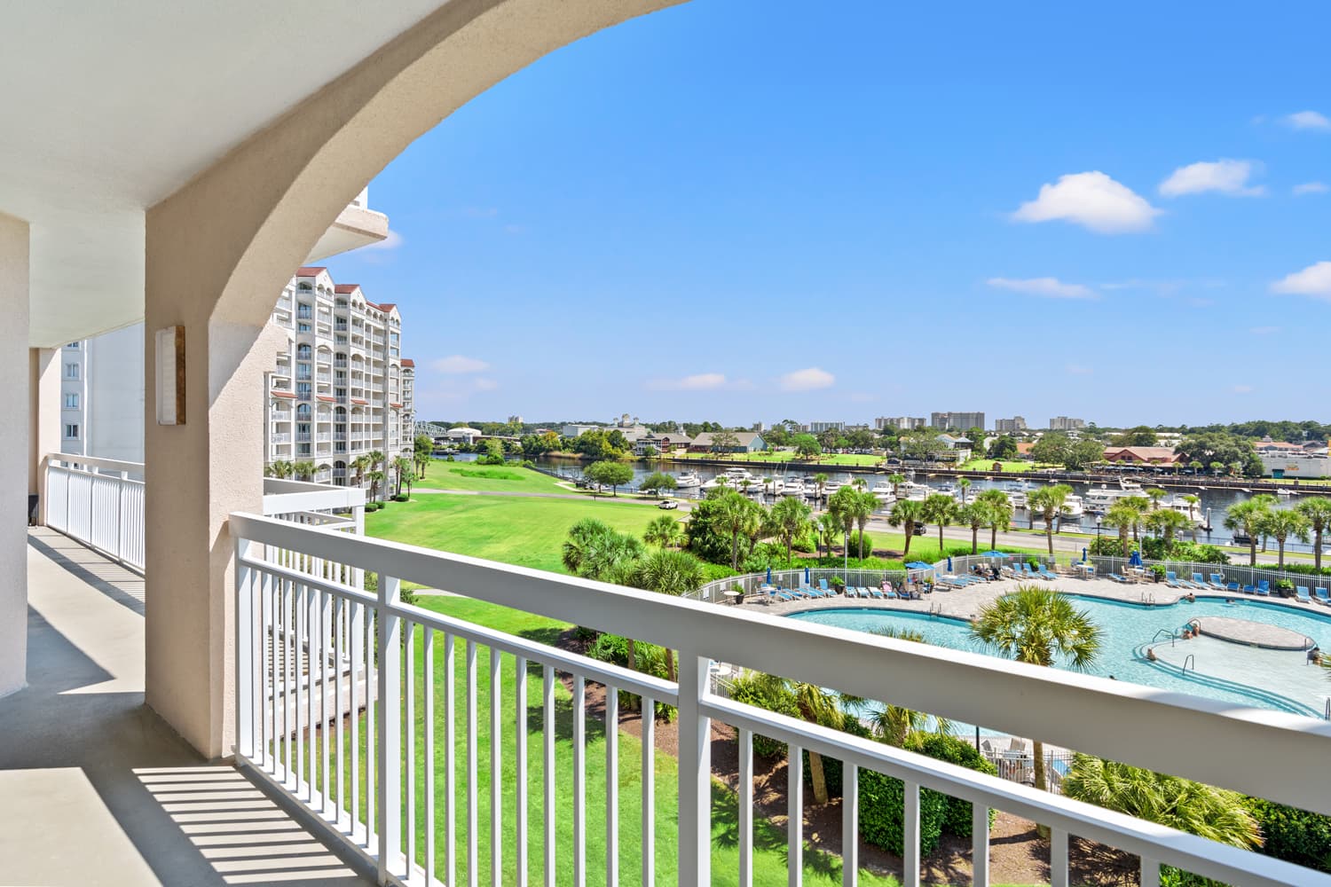 Barefoot North Tower - 504