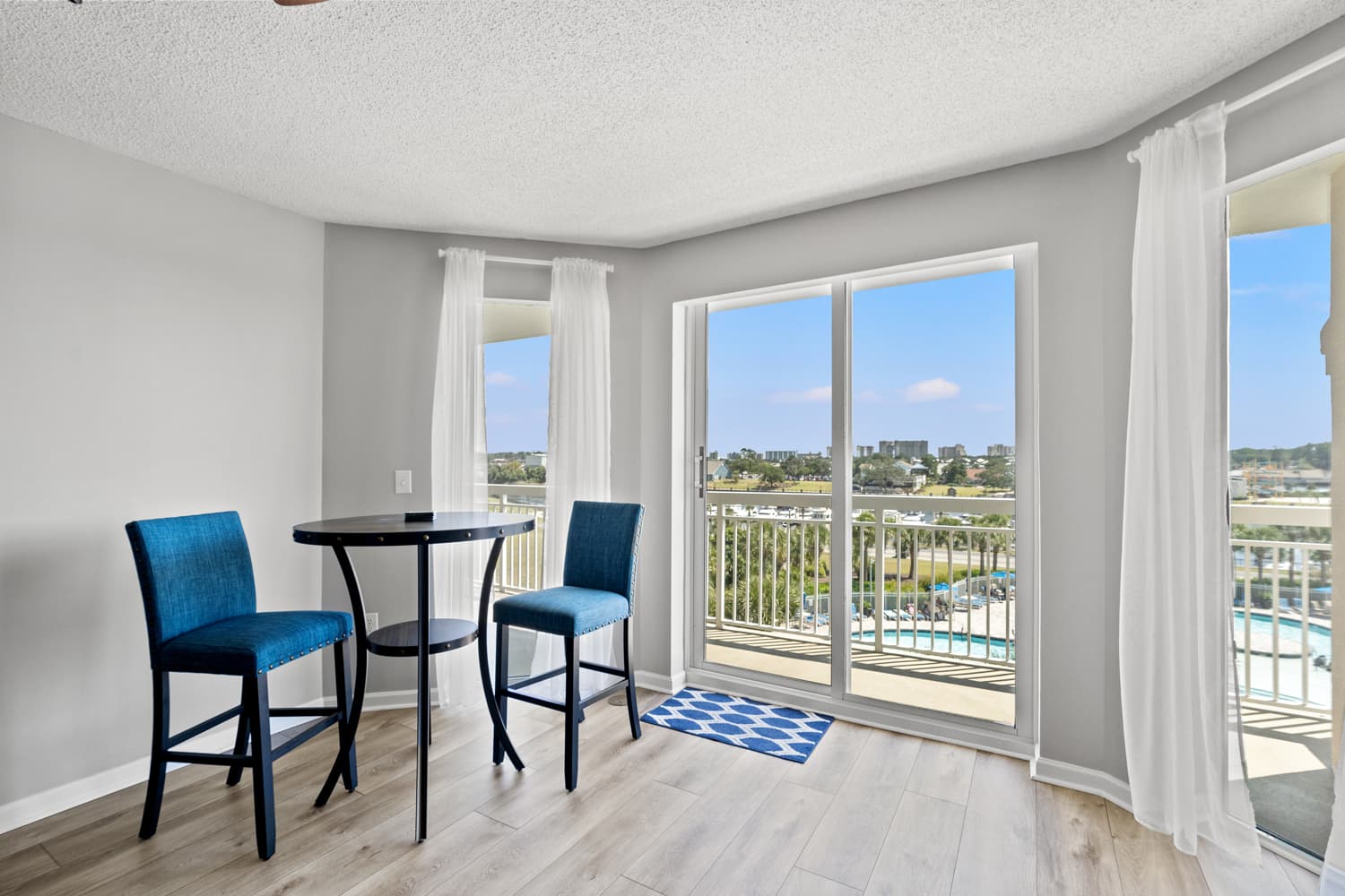 Barefoot North Tower - 504