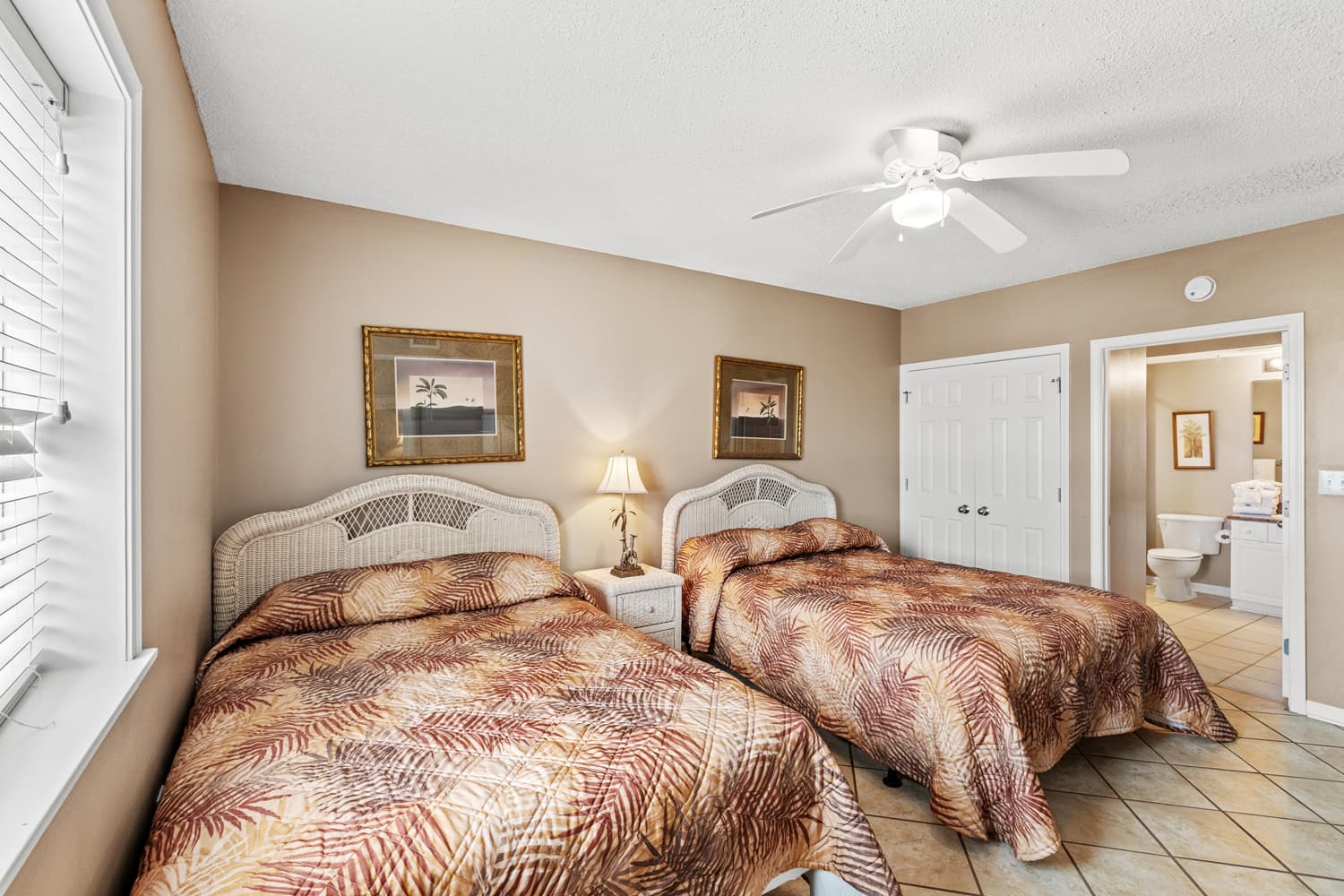 Barefoot North Tower - 609