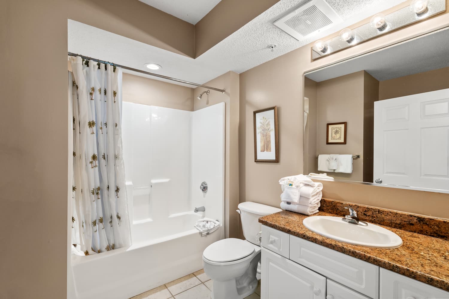 Barefoot North Tower - 609