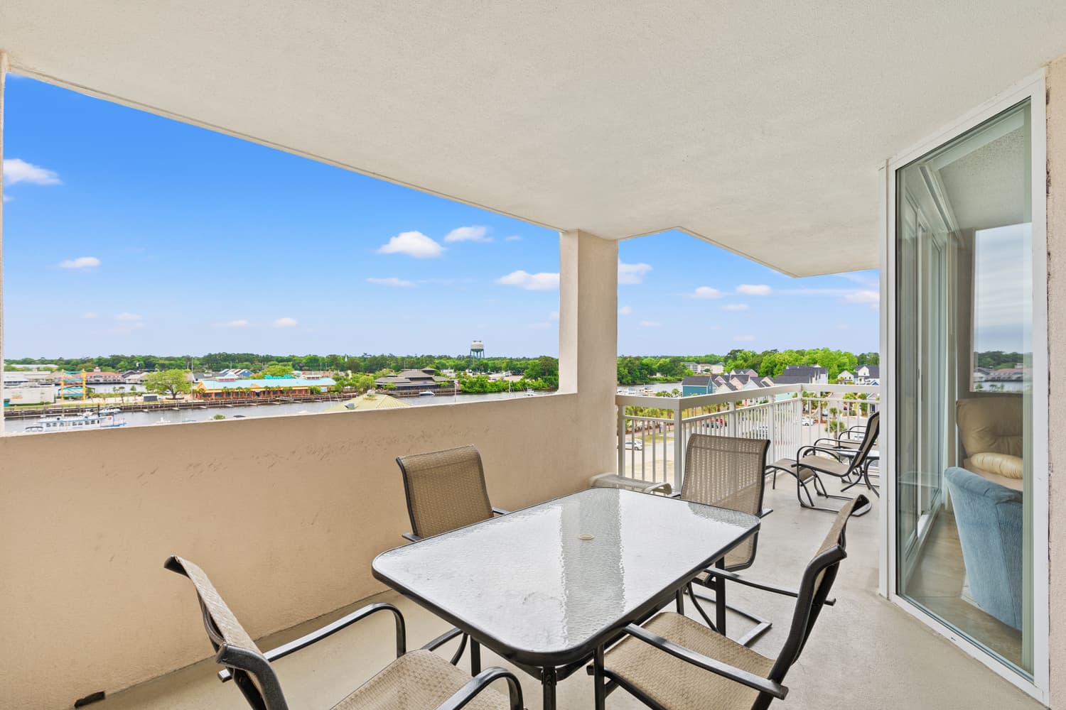 Barefoot North Tower - 609