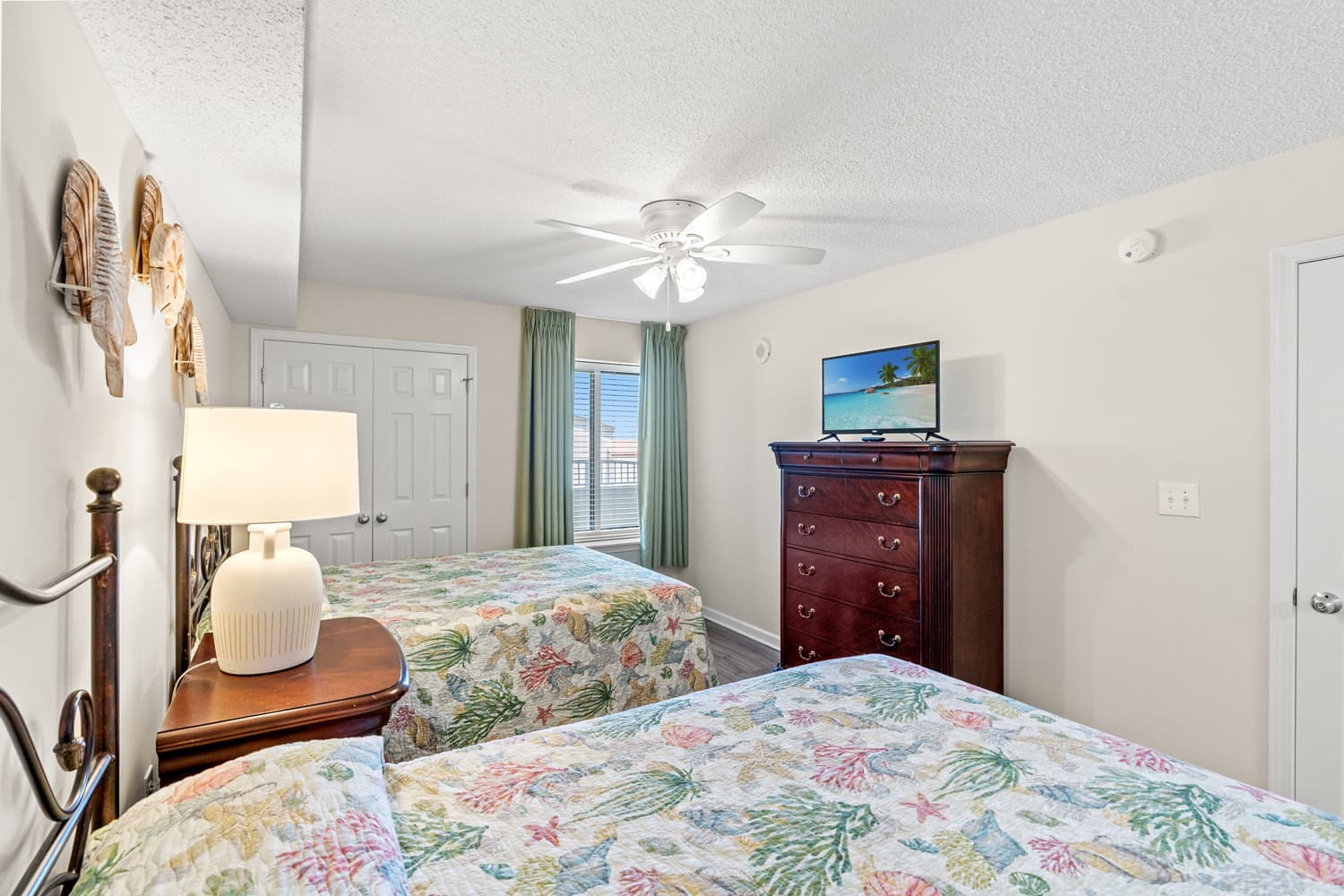 Crescent Shores - S 1008