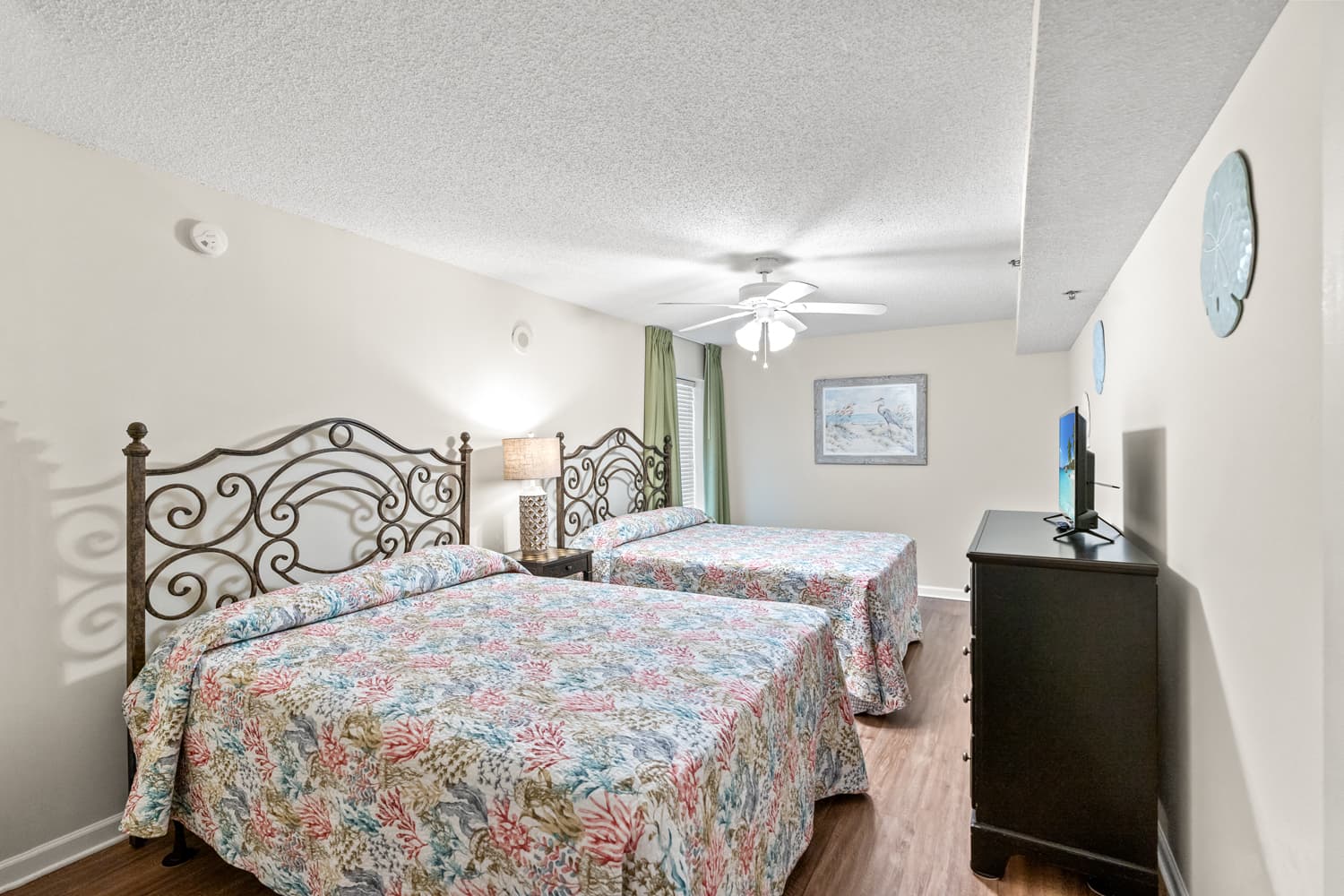 Crescent Shores - S 1008