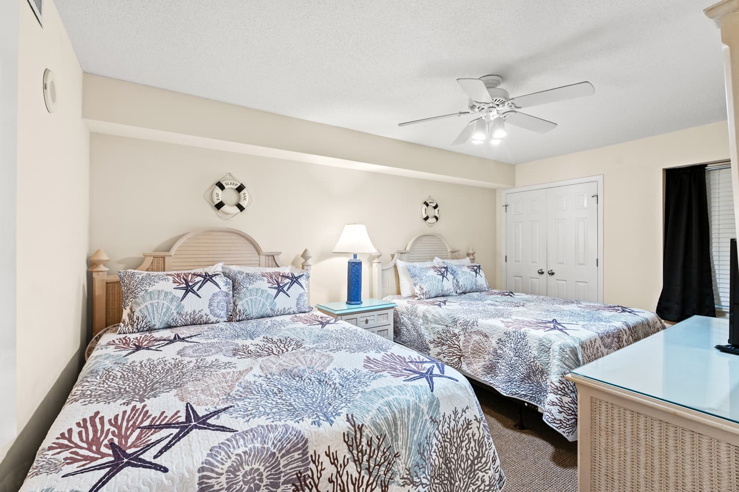 Crescent Shores - N 1804