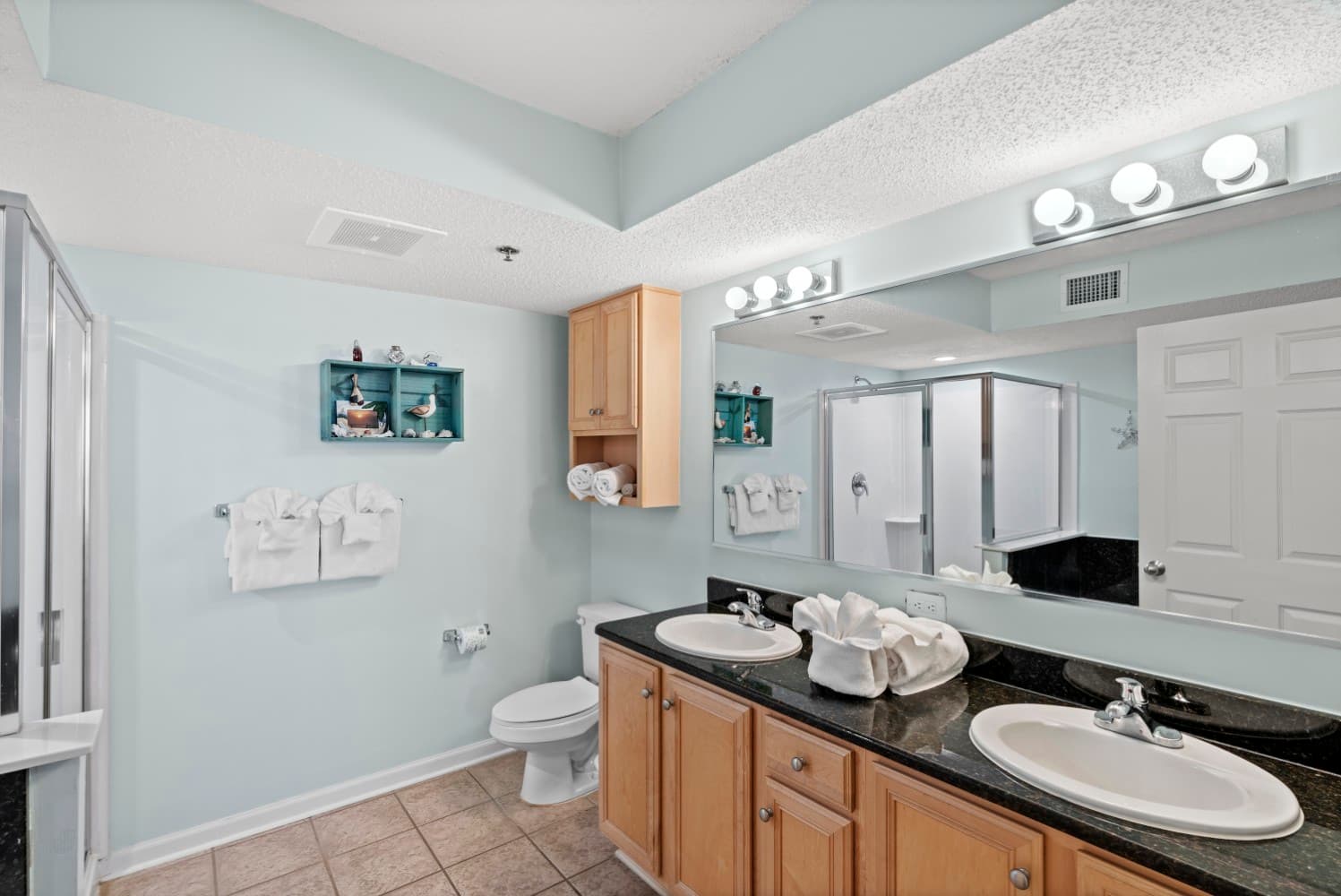 Crescent Shores - N 303