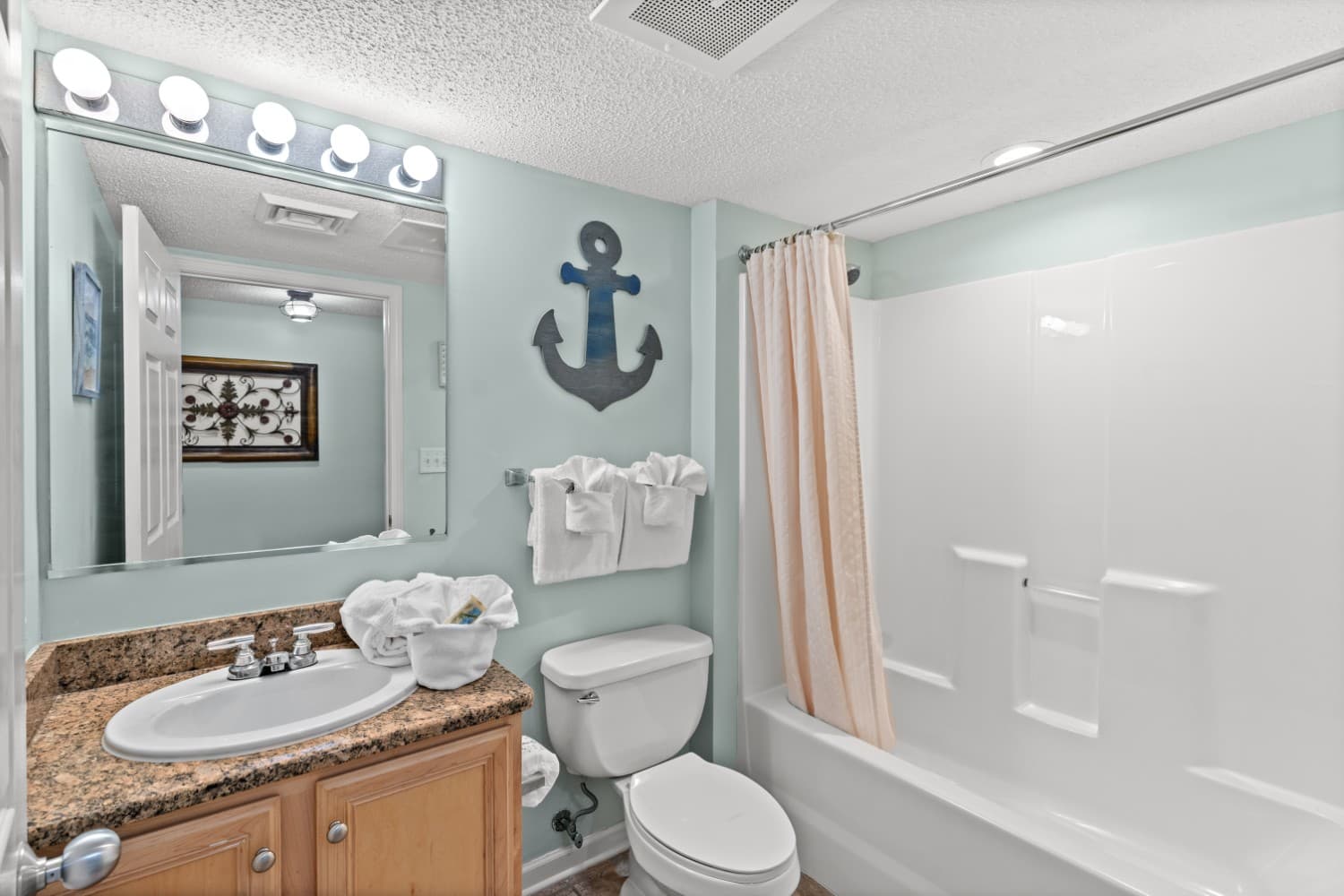 Crescent Shores - N 303