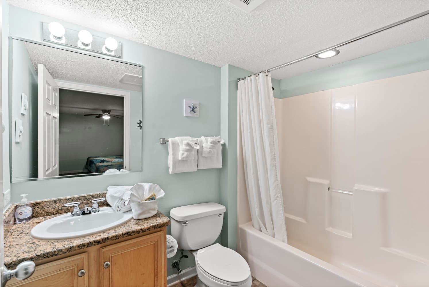 Crescent Shores - N 303