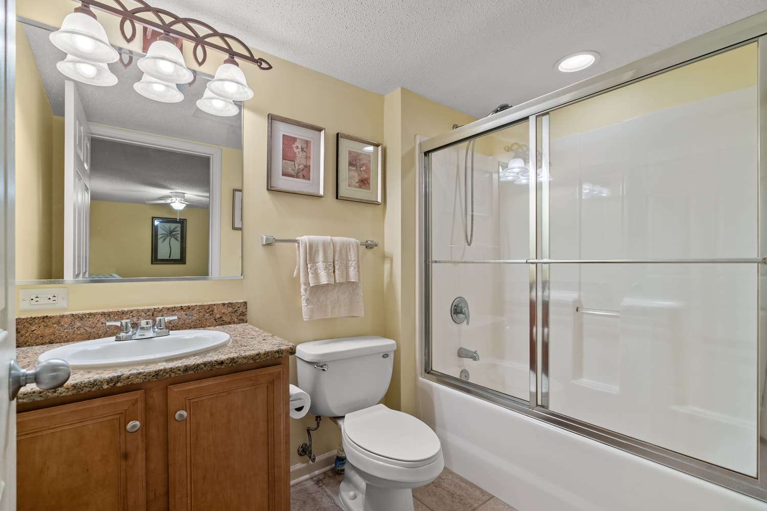 Crescent Shores - N 403